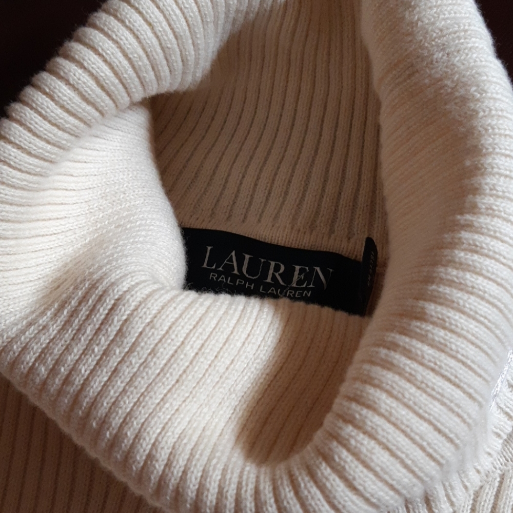 Ralph Lauren Ribbed Knit Cotton Turtleneck - Picture 4 of 12